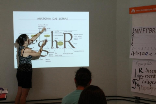 Curso de Caligrafia com Andréa Branco no Coletivo Centopeia em 2013.
