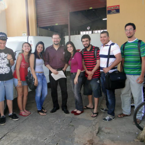 Visita na gráfica de acabamentos Tok Final na disciplina Processos Gráficos com o professor Joelson Santos de Souza.
