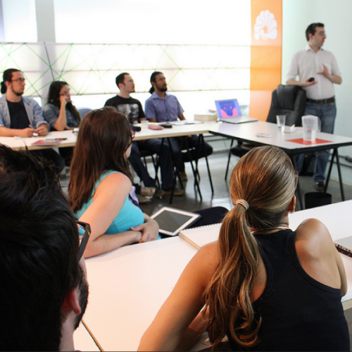 Curso Identidade Visual no Branding com Guilherme Sebastiany, no Coletivo Centopeia em 2014.