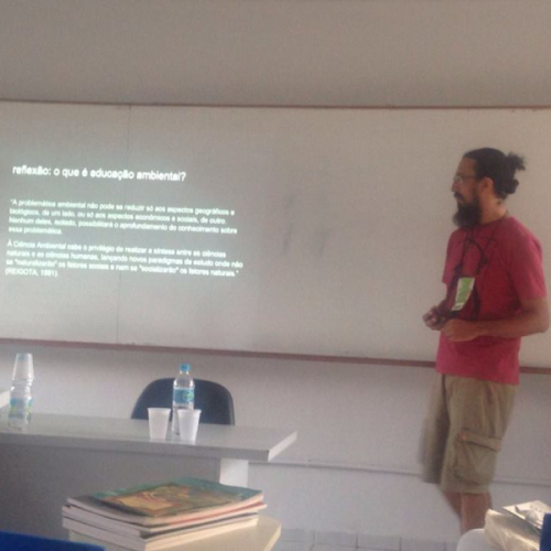 Apresentando meu trabalho sobre Sustentabilidade no Congresso Nacional de Educação Ambiental (CNEA) em João Pessoa, 2016.